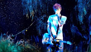 Machine Gun Kelly Billboard Awards 2022