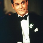 Editorial use only. No book cover usage.Mandatory Credit: Photo by Murray Close/Davis Ent/Mgm/Kobal/Shutterstock (5885202f)Ray LiottaHeartbreakers - 2001Director: David MirkinDavis Ent/MGMUSAScene StillBeautés empoisonnées