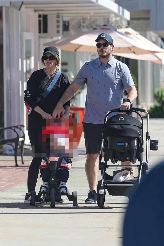 Chris Pratt & Family On Father’s Day 2022