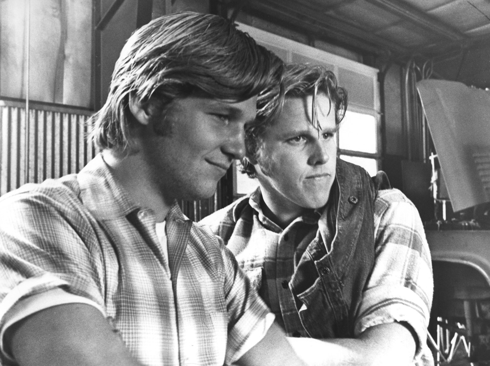 Editorial use only. No book cover usage.Mandatory Credit: Photo by 20th Century Fox/Kobal/Shutterstock (5878601e)Jeff Bridges, Gary BuseyThe Last American Hero - 1973Director: Lamont Johnson20th Century FoxUSAScene StillAction/AdventureLast American hero