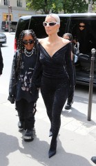 Kim Kardashian and North West going for lunch at L'AVENUE Restaurant after walking the Balenciaga fashion show in Paris. 06 Jul 2022 Pictured: Kim Kardashian and North West. Photo credit: KCS Presse / MEGA TheMegaAgency.com +1 888 505 6342 (Mega Agency TagID: MEGA875216_007.jpg) [Photo via Mega Agency]