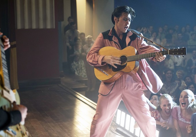 Elvis Rocks Out