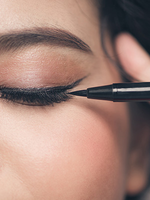 eyeliner