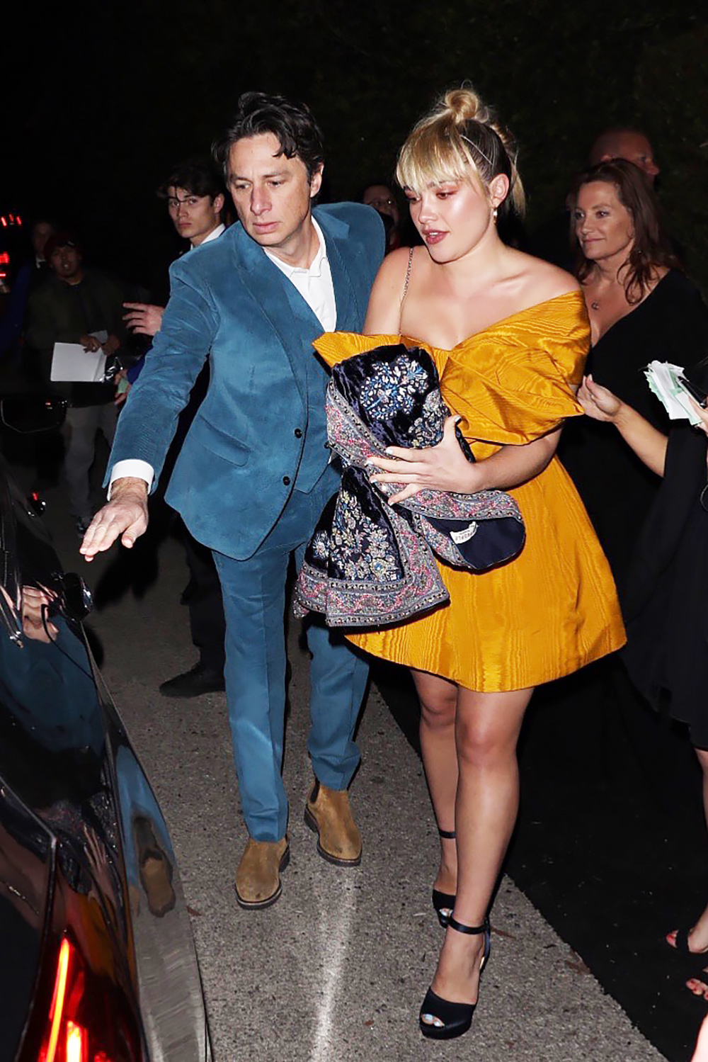 Oscar nominee Florence Pugh is seen stunning as she leaves with boyfriend Zach Braff at the WME Oscar party. 07 Feb 2020 Pictured: Florence Pugh and Zach Braff. Photo credit: 007 / MEGA TheMegaAgency.com +1 888 505 6342 (Mega Agency TagID: MEGA604748_003.jpg) [Photo via Mega Agency]