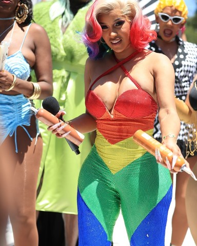 West Hollywood, CA - Cardi B gives out Mocha Whipshots at the Pride Parade in West Hollywood.Pictured: Cardi BBACKGRID USA 5 JUNE 2022 BYLINE MUST READ: TheHollywoodFix.net / BACKGRIDUSA: +1 310 798 9111 / usasales@backgrid.comUK: +44 208 344 2007 / uksales@backgrid.com*UK Clients - Pictures Containing ChildrenPlease Pixelate Face Prior To Publication*