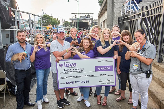 Martina McBride and nonprofit Petco Love x Kanawha-Charleston Humane Association