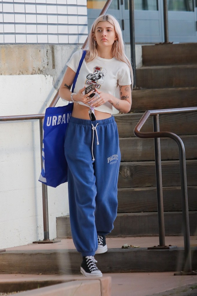 Sami Sheen In A Crop Top & Sweats