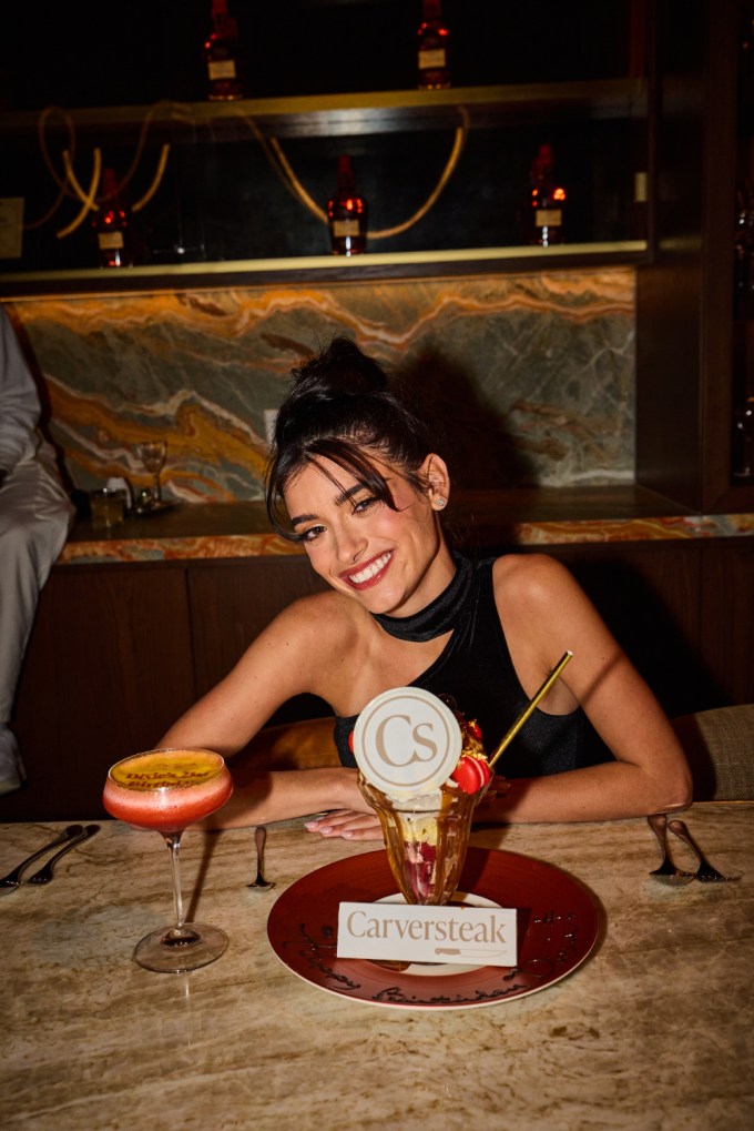 Dixie D’Amelio turns 21 at Resorts World