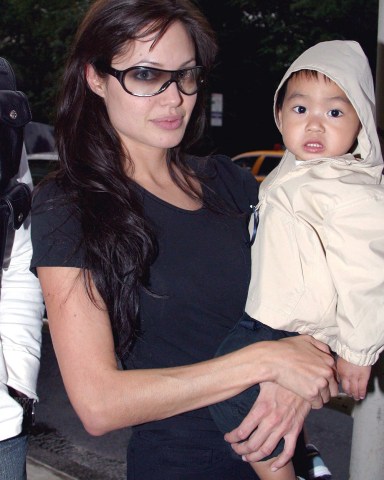 ANGELINA JOLIE AND HER ADOPTED SON MADDOX
ANGELINA JOLIE AND HER ADOPTED SON MADDOX, NEW YORK, AMERICA - 11 JUL 2003