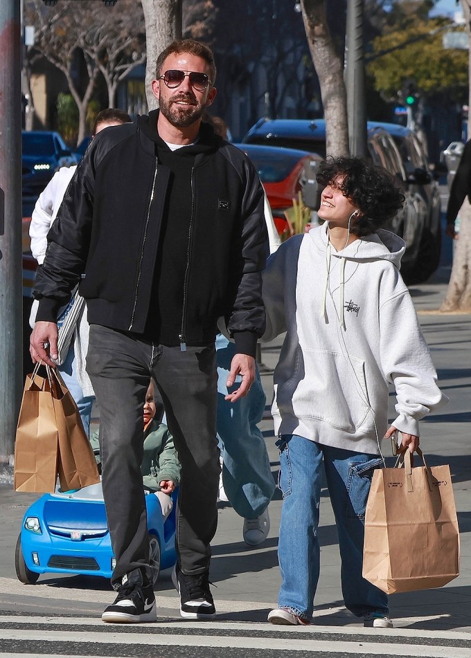 Ben Affleck & Emme having fun