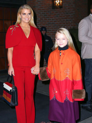 Jessica Simpson, Maxwell