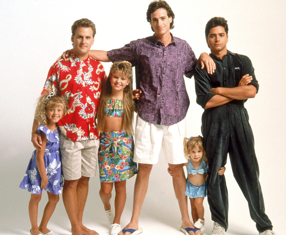 Editorial use only. No book cover usage.Mandatory Credit: Photo by Lorimar/Warner Bros/Kobal/Shutterstock (5884859aa)Jodie Sweetin, David Coulier, Candace Cameron, Bob Saget, Ashley Olsen, John StamosFull House - 1989Lorimar/Warner BrosUSATelevision