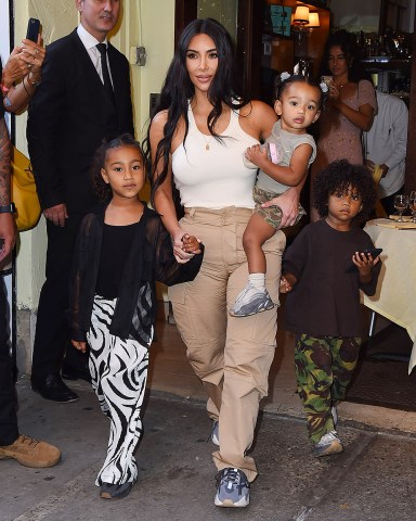 Kim Kardashian and Kanye West grab lunch at Cipriani after church NYCPictured: North West,Kim Kardashian,Chicago West,Saint WestRef: SPL5119242 290919 NON-EXCLUSIVEPicture by: SplashNews.comSplash News and PicturesUSA: +1 310-525-5808London: +44 (0)20 8126 1009Berlin: +49 175 3764 166photodesk@splashnews.comWorld Rights