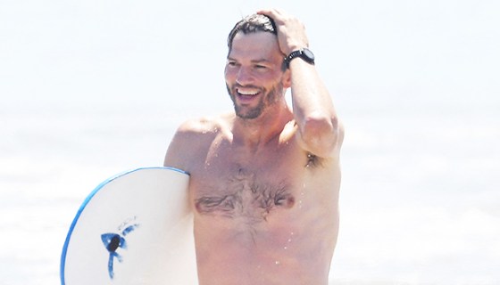Ashton Kutcher shirtless