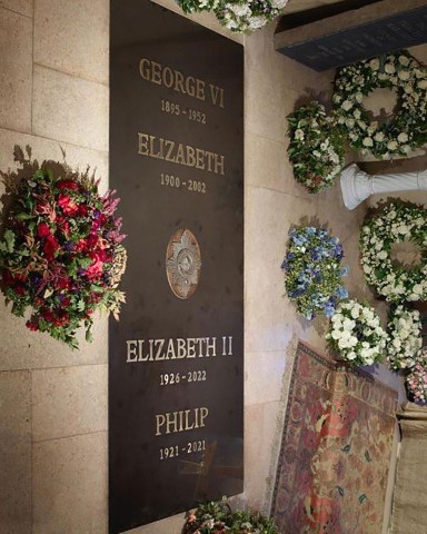 Windsor, UNITED KINGDOM  - The final resting place of Queen Elizabeth II is shown at the King George VI Memorial Chapel at Windsor Castle. Buckingham Palace has released a photograph of Queen Elizabeth II's final resting place within St. George's Chapel following her interment in Windsor on Monday. An engraved ledger stone featuring the name of the late monarch was installed in the King George VI Memorial Chapel, an annex to the main chapel, on Monday evening after a private service attended by her family. The slab is hand-carved from Belgian black marble and features brass letter inlays reading the names of her parents.

Pictured: Queen Elizabeth II Ledger Stone In Windsor Castle

BACKGRID USA 24 SEPTEMBER 2022 

USA: +1 310 798 9111 / usasales@backgrid.com

UK: +44 208 344 2007 / uksales@backgrid.com

*UK Clients - Pictures Containing Children
Please Pixelate Face Prior To Publication*