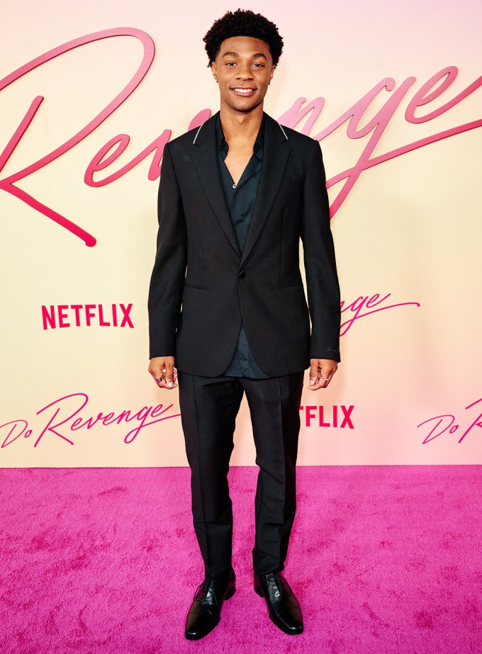 Jonathan Daviss Keeps It Classy At ‘Do Revenge’ Premiere