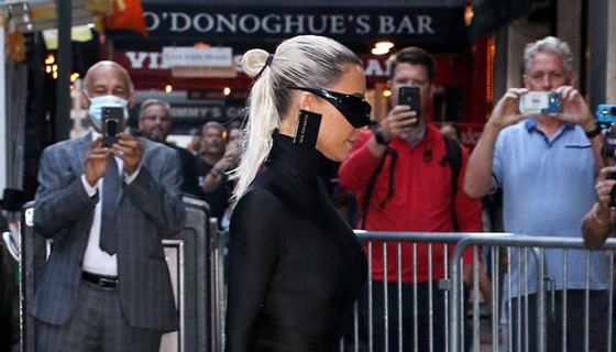 Kim Kardashian credit card earrings