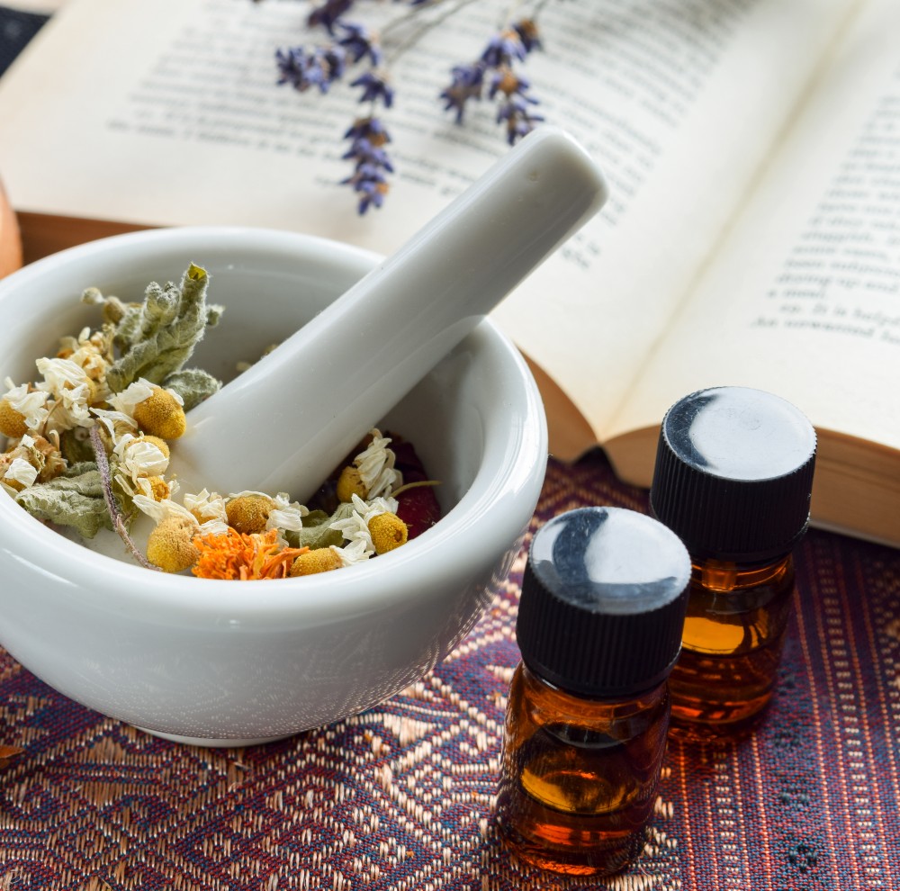 highly rated essential oil guides