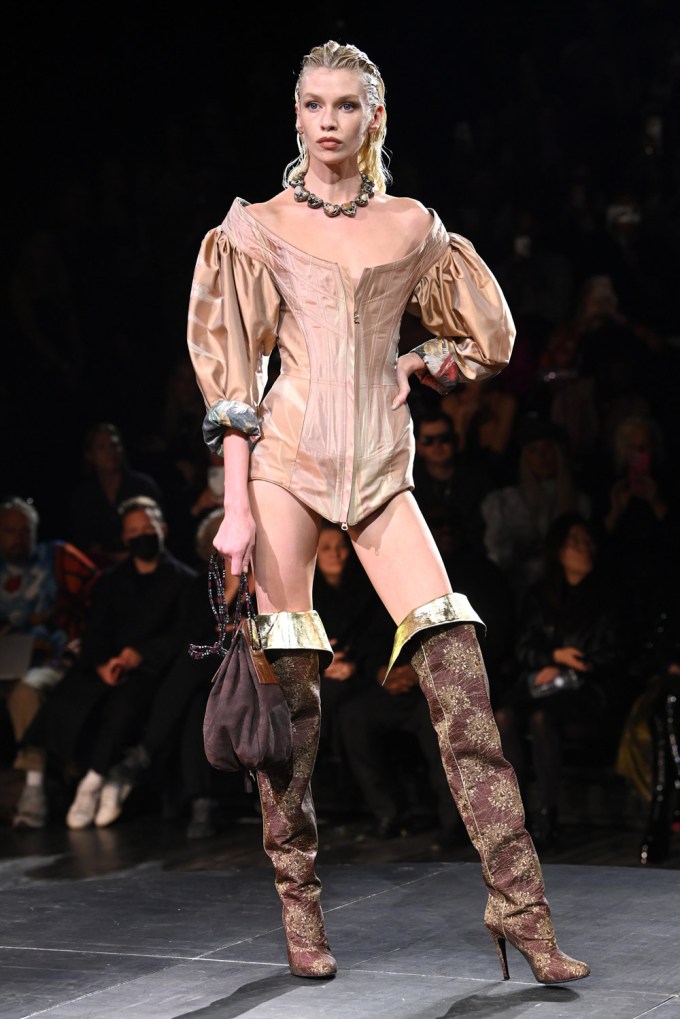 Stella Maxwell Stuns At Vivienne Westwood