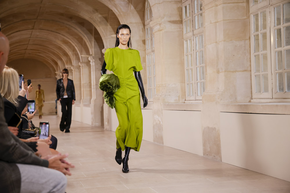 Victoria Beckham show, Runway, Ready To Wear, Spring Summer 2023, Paris Fashion Week, PAris, France - 30 Sep 2022