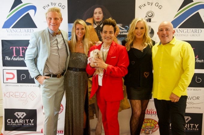 Patrik Simpson, Tara Reid, Pol’ Atteu, Shannon Beador & Barrie Livingstone Posed For Photos On The Red Carpet