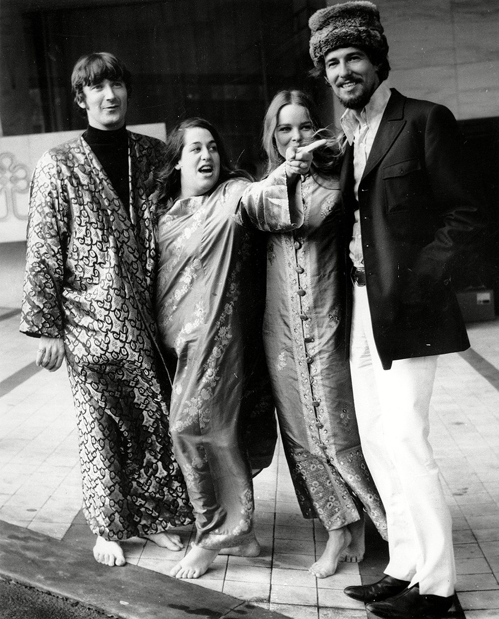 THE MAMAS AND THE PAPAS, LONDON, United Kingdom England