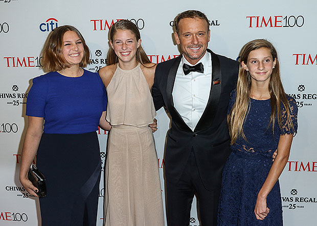 Tim McGraw and Daughters