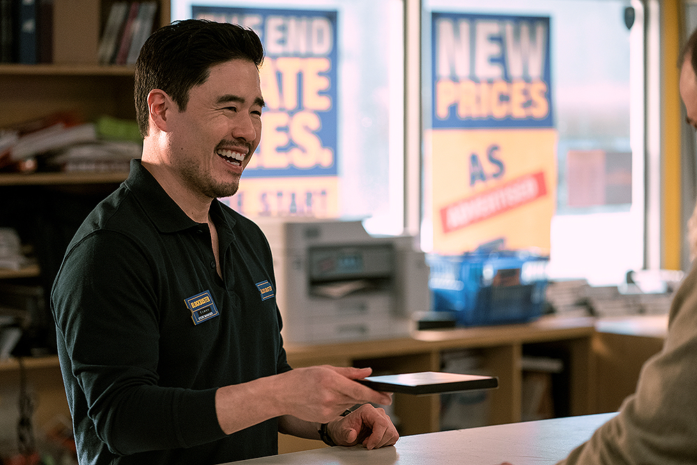 Blockbuster. Randall Park as Timmy in episode 107 of Blockbuster. Cr. Ricardo Hubbs/Netflix © 2022