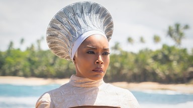 Angela Bassett