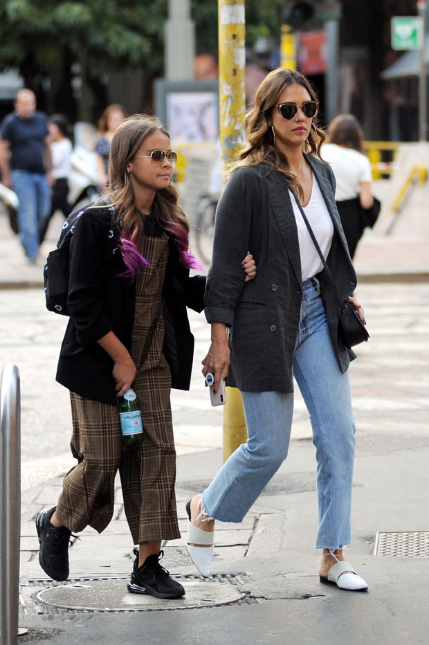 Jessica Alba, Honor Warren