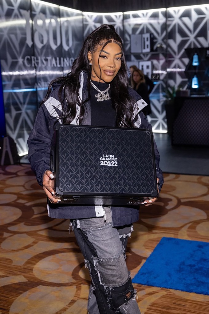 1800 Tequila Official Gift Lounge