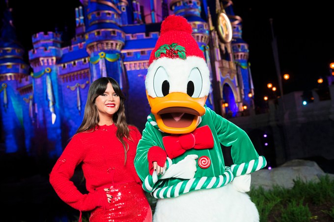 Maren Morris & Daisy Duck