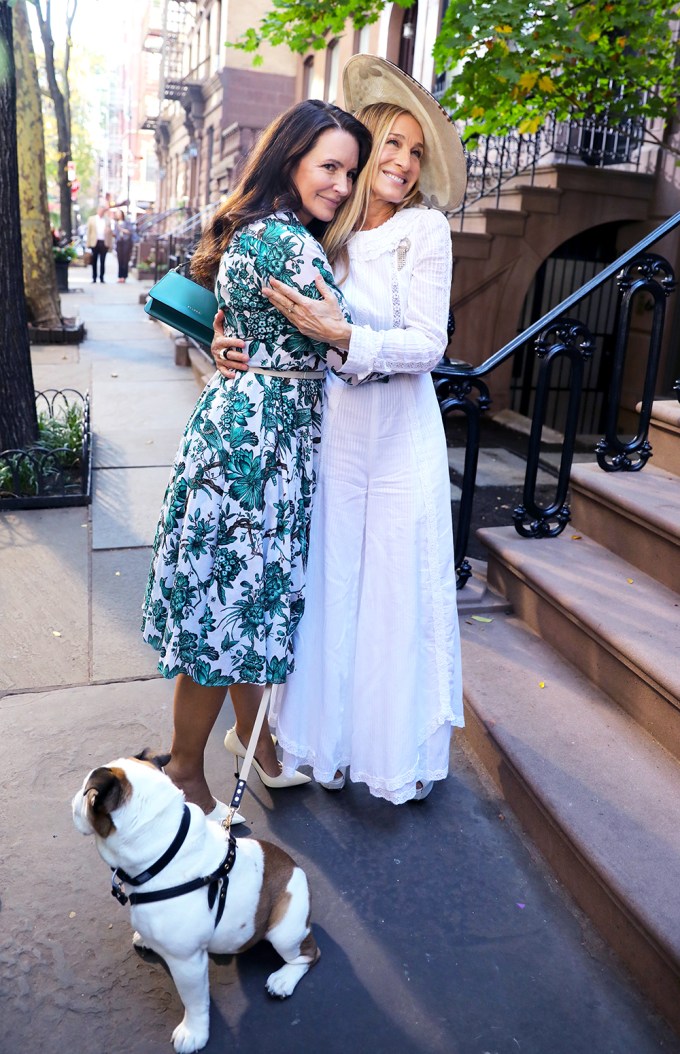 Sarah Jessica Parker & Kristin Davis On The Set Of ‘AJLT’ Season 2