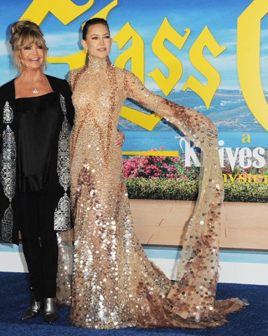 US premiere of Netflix's 'Glass Onion: A Knives Out Mystery' held at the Academy Museum of Motion Pictures in Los Angeles, USA on November 14, 2022.Pictured: Kate Hudson and Goldie HawnRef: SPL5502765 141122 NON-EXCLUSIVEPicture by: Lumeimages / SplashNews.comSplash News and PicturesUSA: +1 310-525-5808London: +44 (0)20 8126 1009Berlin: +49 175 3764 166photodesk@splashnews.comWorld Rights