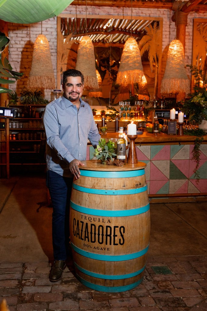 Chef Aarón Sánchez celebrates NEW launch w/ Tequila Cazadores