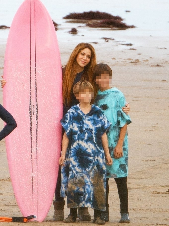 Shakira & Her Sons Surfing