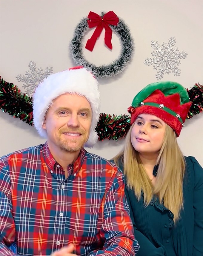 Mythic Quest’s David Brittlesbee (David Hornsby) and Jo (Jessie Ennis)