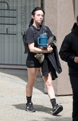 Los Angeles, CA  - *EXCLUSIVE*  - Billie Eilish looks great as she exits the gym after getting a sweaty workout done. The singer stays hydrated carrying a large jug of water as she heads back to her new Audi RS 7.

Pictured: Billie Eilish

BACKGRID USA 11 APRIL 2023 

USA: +1 310 798 9111 / usasales@backgrid.com

UK: +44 208 344 2007 / uksales@backgrid.com

*UK Clients - Pictures Containing Children
Please Pixelate Face Prior To Publication*