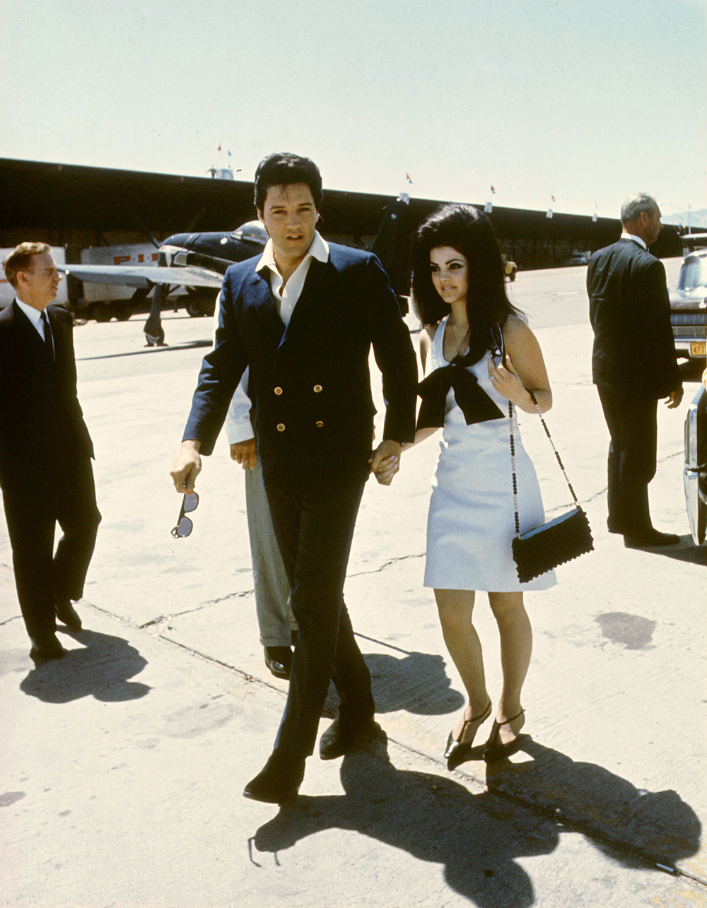 Editorial use only. No book cover usage.
Mandatory Credit: Photo by Kobal/Shutterstock (5884869l)
Elvis Presley, Priscilla Presley
El Presley
Candid