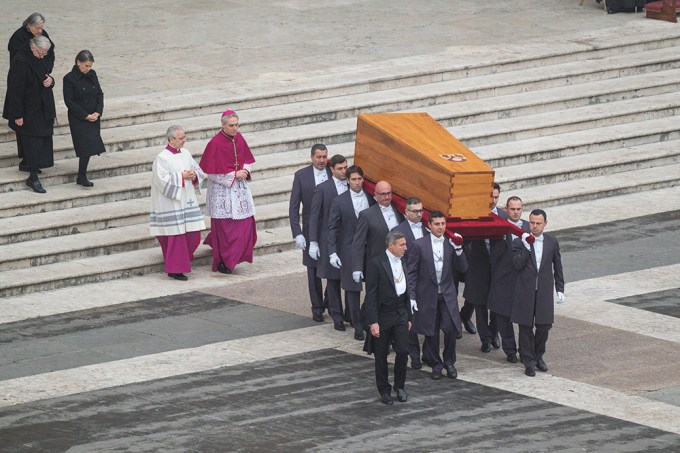 Pope Benedict XVI’s Funeral: Photos