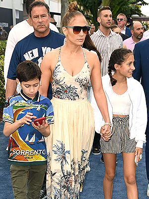 Jennifer Lopez, Max, Emme