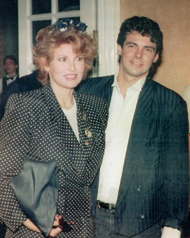 Raquel Welch Actress With Son Damon Welch In Uk For Damon's Wedding 1991.
Raquel Welch Actress With Son Damon Welch In Uk For Damon's Wedding 1991.