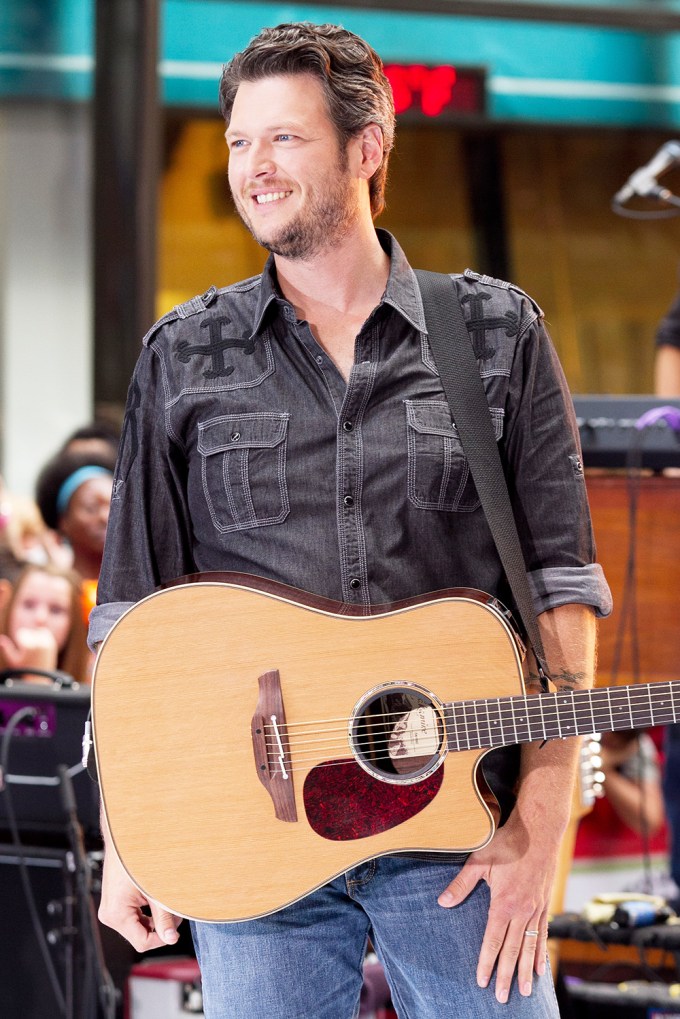 Blake Shelton Performing on ‘Today’ Show