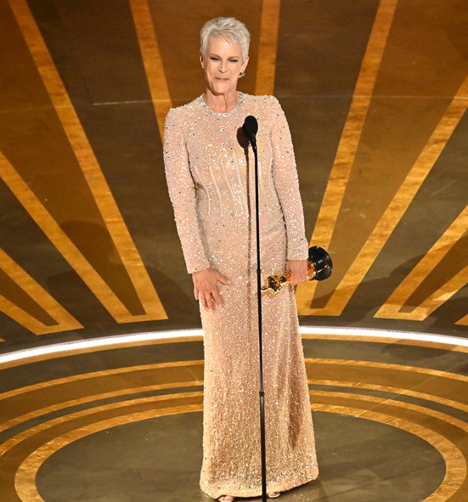 Jamie Lee Curtis Wins Best Supporting Actress