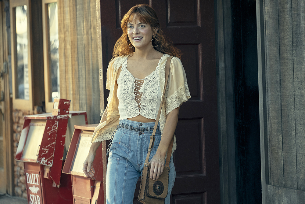 Riley Keough (Daisy)