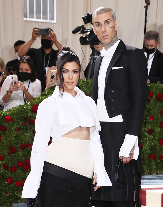 kourtney kardashian travis barker