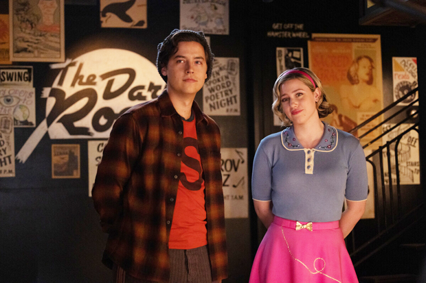 Cole Sprouse Lili Reinhart