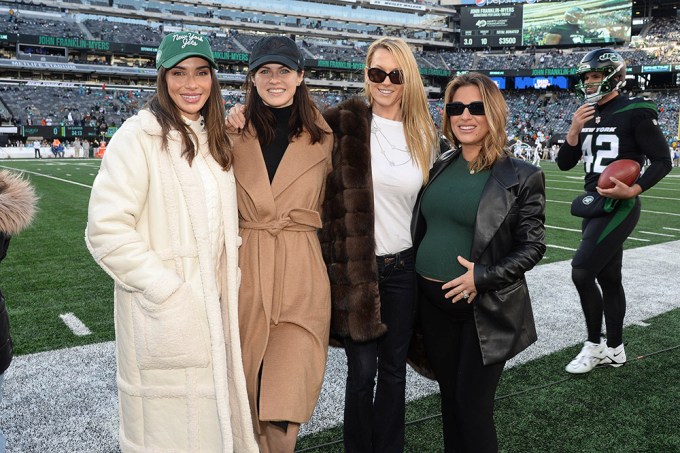 Bianca Peters, Alexandra Daddario and Jessie James Decker