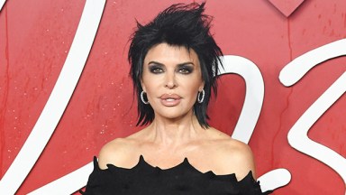 Lisa Rinna Celebrated the New Year with a Fully Nude Photo