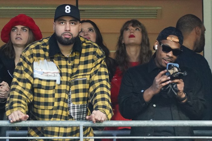 Taylor Swift in the Suite at the AFC Championship